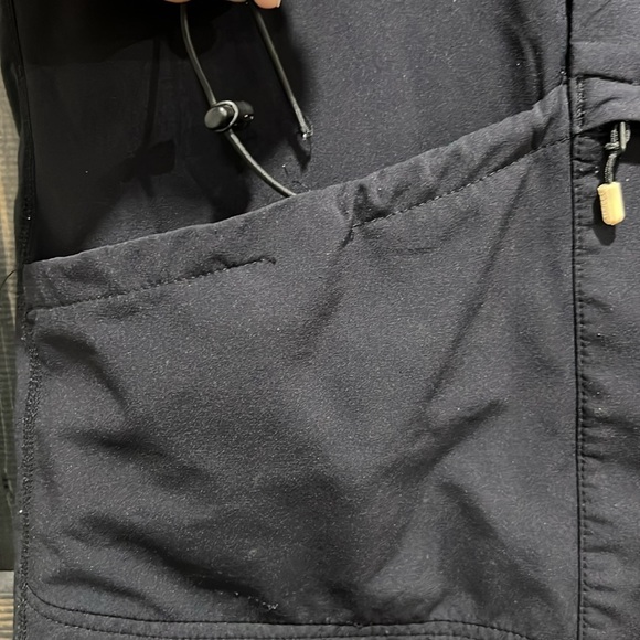 Lululemon Wet Dry Warm Jacket L Multi Pocket Size Zip Black Cycling Rain Running - Picture 10 of 11